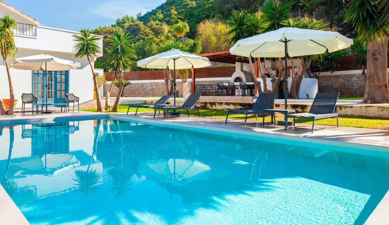 Bella Foresta Villa II Ixia  Exterior photo
